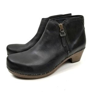Dansko Max Black Leather Ankle Boots Size 39